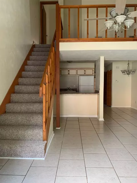 1822 Jackson Bluff Rd #E, Tallahassee, FL 32304 photo 3