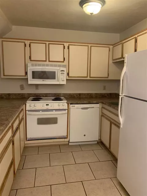 1822 Jackson Bluff Rd #E, Tallahassee, FL 32304 photo 7