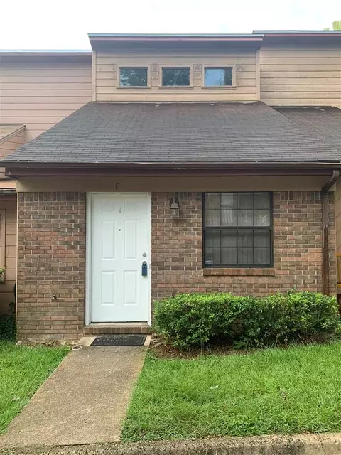 1822 Jackson Bluff Rd #E, Tallahassee, FL 32304 photo 1