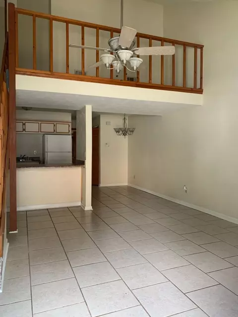 1822 Jackson Bluff Rd #E, Tallahassee, FL 32304 photo 4