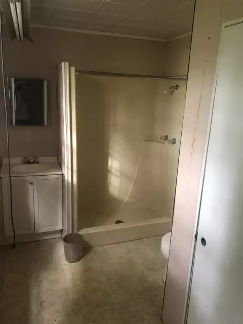 541 SE Seaboard St, Lee, FL 32059 photo 8