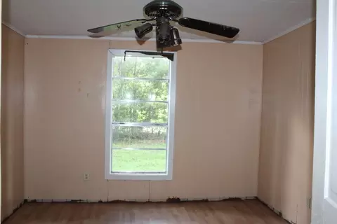 541 SE Seaboard St, Lee, FL 32059 photo 11