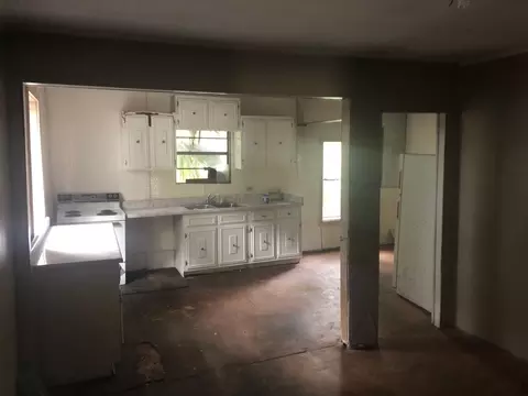 541 SE Seaboard St, Lee, FL 32059 photo 13