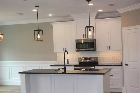 299 N Post Oak Dr, Monticello, FL 32344 photo 9
