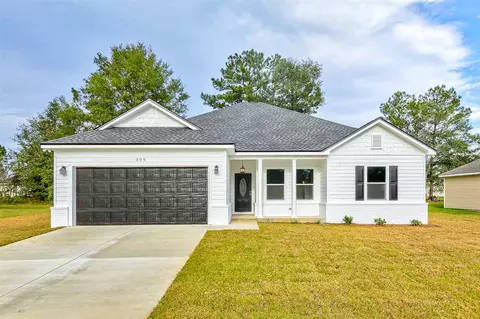 399 Sand Pine Cir, Midway, FL 32343 photo 1