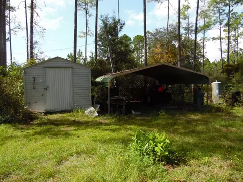 647 Mill Rd, Carrabelle, FL 32322 photo 5