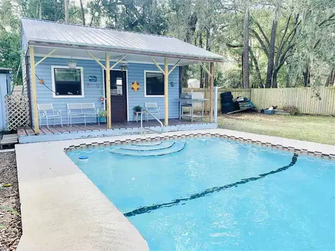 301 W High St, Perry, FL 32347 photo 6