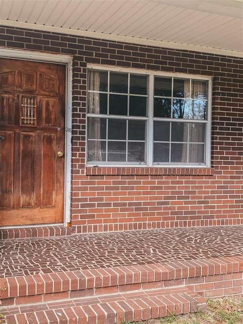 1000 E Julia St, Perry, FL 32347 photo 4