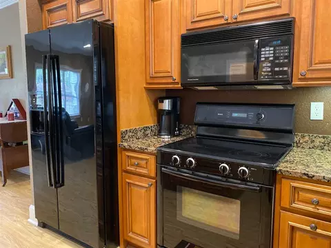 213 E Timberlane St, Perry, FL 32347 photo 9