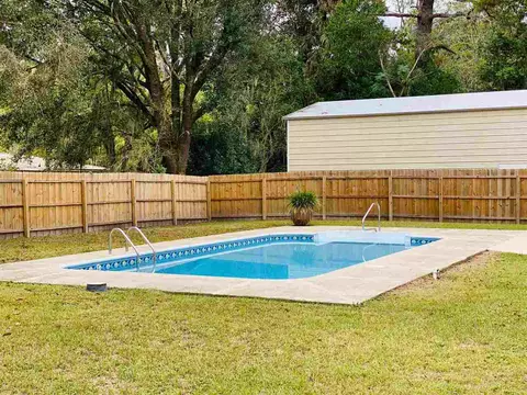 213 E Timberlane St, Perry, FL 32347 photo 3