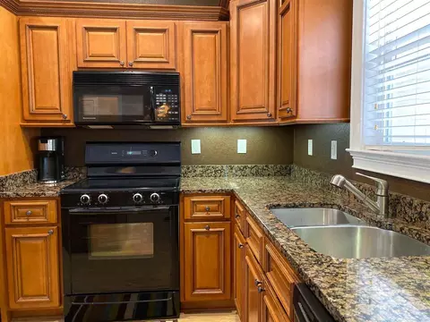 213 E Timberlane St, Perry, FL 32347 photo 8