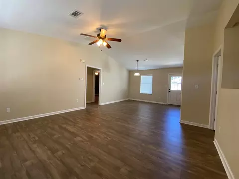 295 Slash Ln, Midway, FL 32343 photo 10