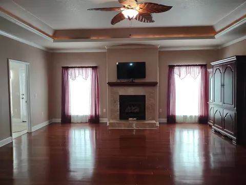 225 N Cheryl Dr, Perry, FL 32347 photo 4