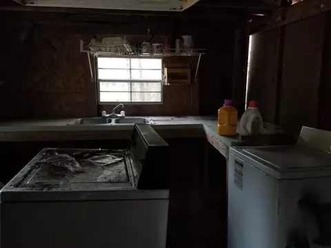8525 Camp Ln, Perry, FL 32348 photo 11