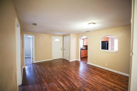 902 W Wilcox St, Perry, FL 32347 photo 13