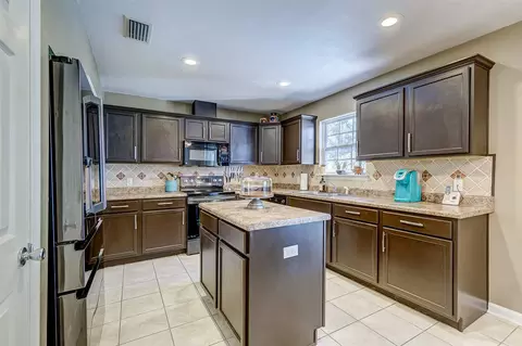 840 Rustling Pines Blvd, Midway, FL 32343 photo 8