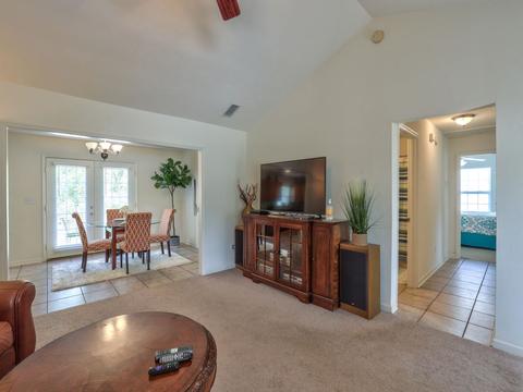 9 Vencent Dr, Midway, FL 32343 photo 4
