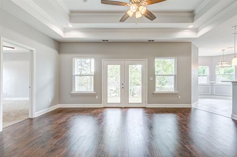 475 Sand Pine Cir, Midway, FL 32343 photo 6