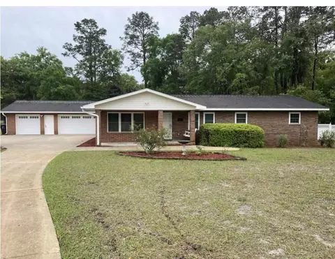 105 Hemlock Dr, Perry, FL 32348 photo 1