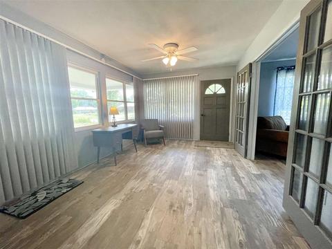 807 E Cherry St, Perry, FL 32347 photo 7