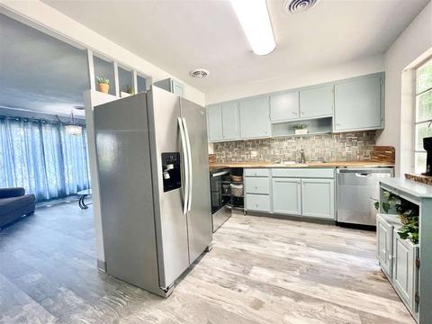 807 E Cherry St, Perry, FL 32347 photo 10