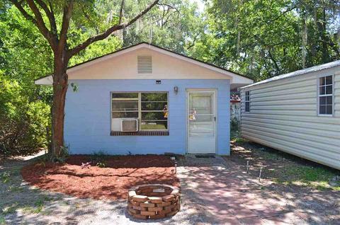 213 Lewis Dr, Perry, FL 32348 photo 1
