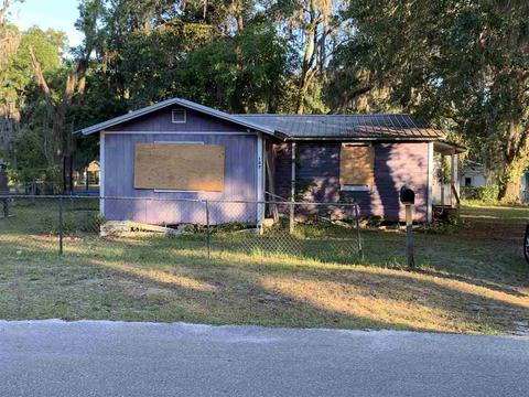 107 Armstrong St, Perry, FL 32347 photo 1