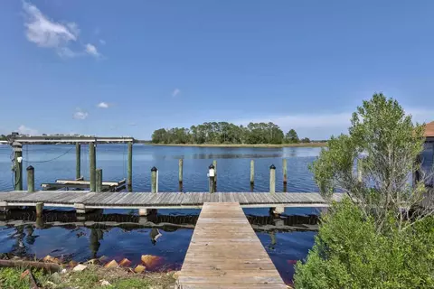 View/Area - 295 River Rd, Carrabelle, FL 32322 photo 2 of 7