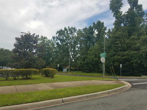 1605 Physicians Dr, Tallahassee, FL 32308