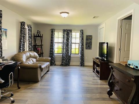 303 W Cedar St, Perry, FL 32347 photo 11