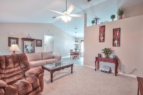 433 Sand Pine Dr, Midway, FL 32343 photo 9