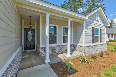 161 Sand Pine Cir, Midway, FL 32343 photo 3