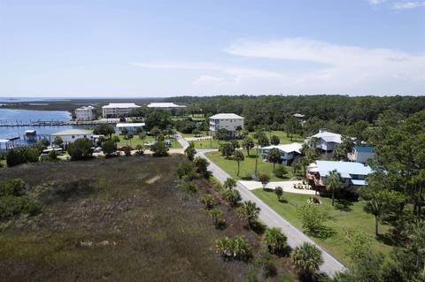 209 NW 1st Ave, Steinhatchee, FL 32359 photo 2