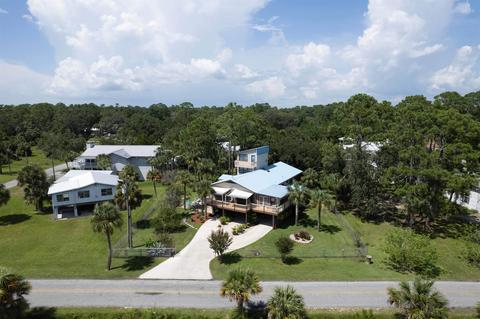 209 NW 1st Ave, Steinhatchee, FL 32359 photo 5