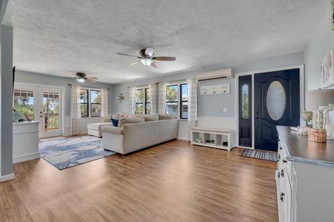 209 NW 1st Ave, Steinhatchee, FL 32359 photo 11