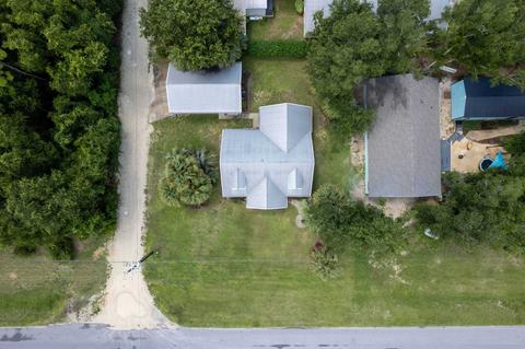 207 SE 11th St, Steinhatchee, FL 32359 photo 2
