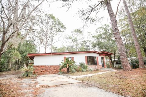110 Cypress Rd, Perry, FL 32347 photo 2
