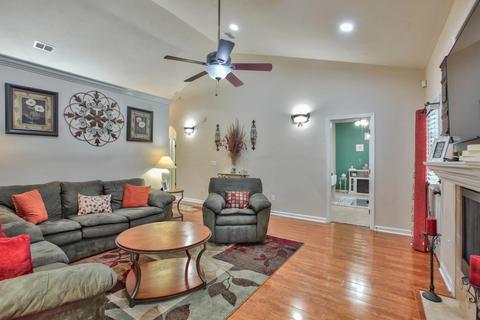 25 Sand Pine Cir, Midway, FL 32343 photo 8