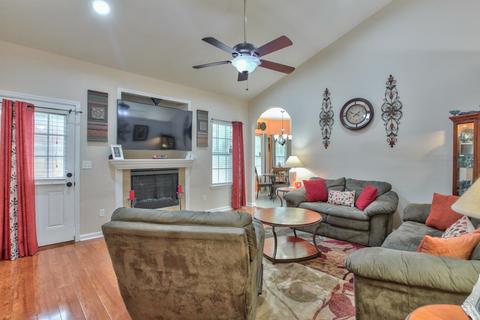 25 Sand Pine Cir, Midway, FL 32343 photo 7