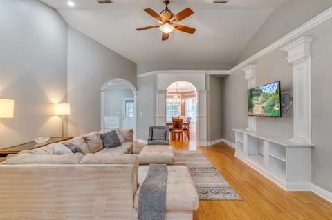 565 Sand Pine Dr, Midway, FL 32343 photo 9