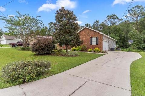 565 Sand Pine Dr, Midway, FL 32343 photo 3