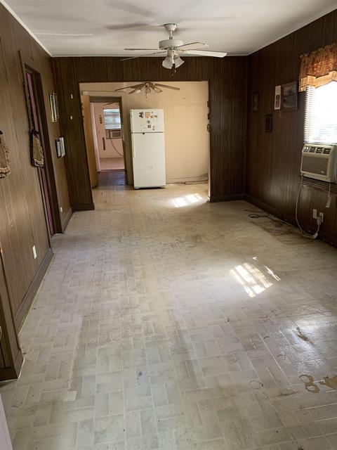 703 W Duval St, Perry, FL 32347 photo 2