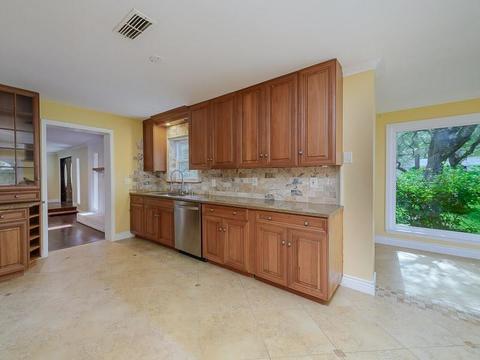 92 Alapaha Ave, Panacea, FL 32346 photo 8