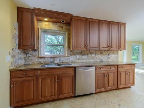 92 Alapaha Ave, Panacea, FL 32346 photo 6