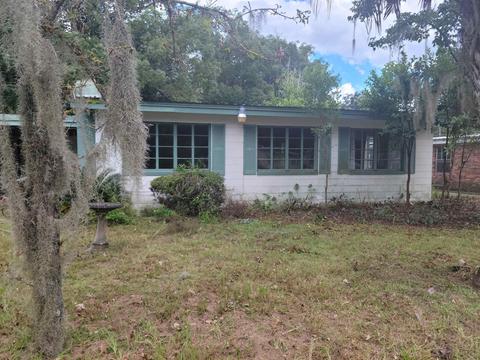 108 Susan St, Perry, FL 32348 photo 1
