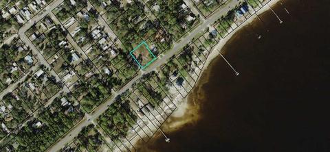 107 Carolina St, Lanark, FL 32323 photo 13