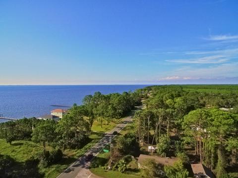 107 Carolina St, Lanark, FL 32323 photo 9