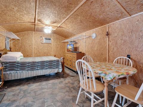 76 N Buck Ct, Perry, FL 32348 photo 10