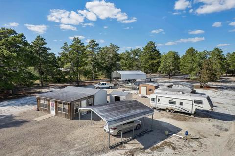 76 N Buck Ct, Perry, FL 32348 photo 1