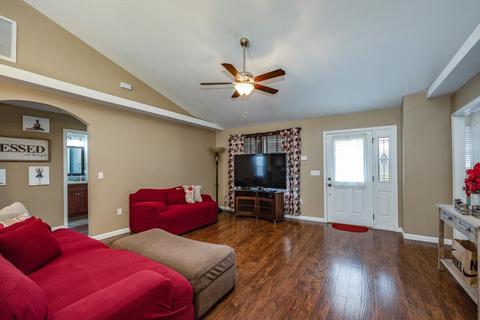27 Pine Straw Dr, Midway, FL 32343 photo 5